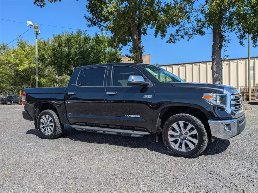 2020 Toyota Tundra Limited Grade photo 1
