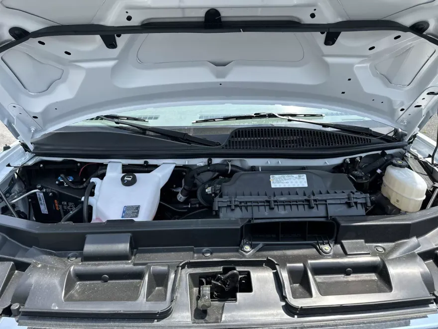 2025 Gmc Savana Cargo 2500 photo 1