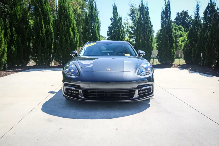 2018 Porsche Panamera 4S photo 1