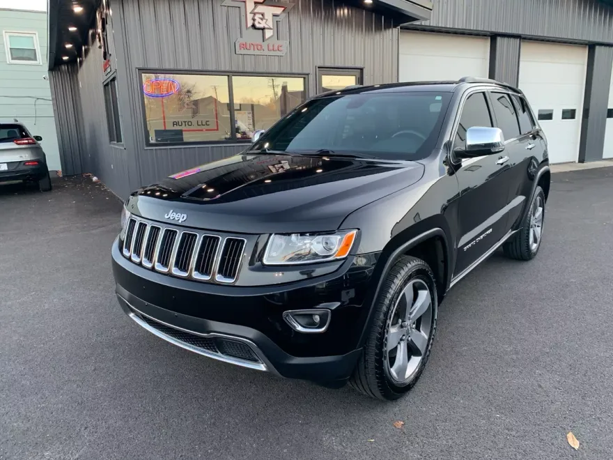 2015 Jeep Grand Cherokee Limited photo 1