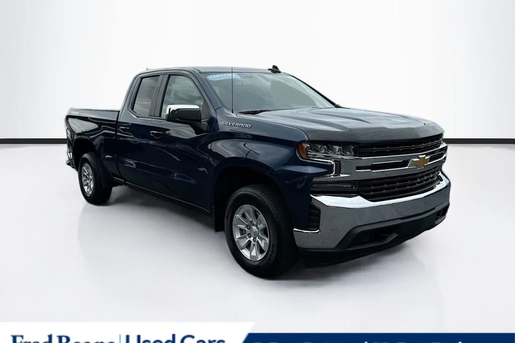2022 Chevrolet Silverado 1500 LT photo 1