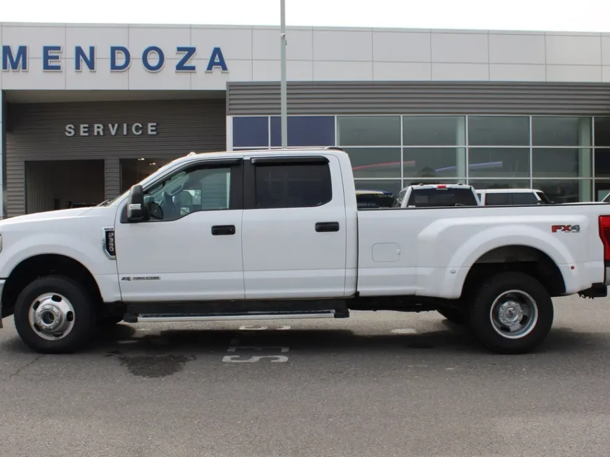 2022 Ford F-350 photo 1