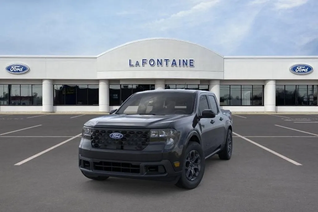 2025 Ford Maverick XLT photo 1