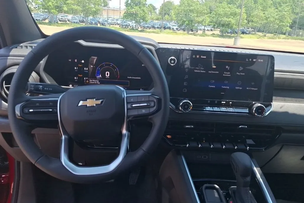 2026 Chevrolet Colorado Work Truck photo 1