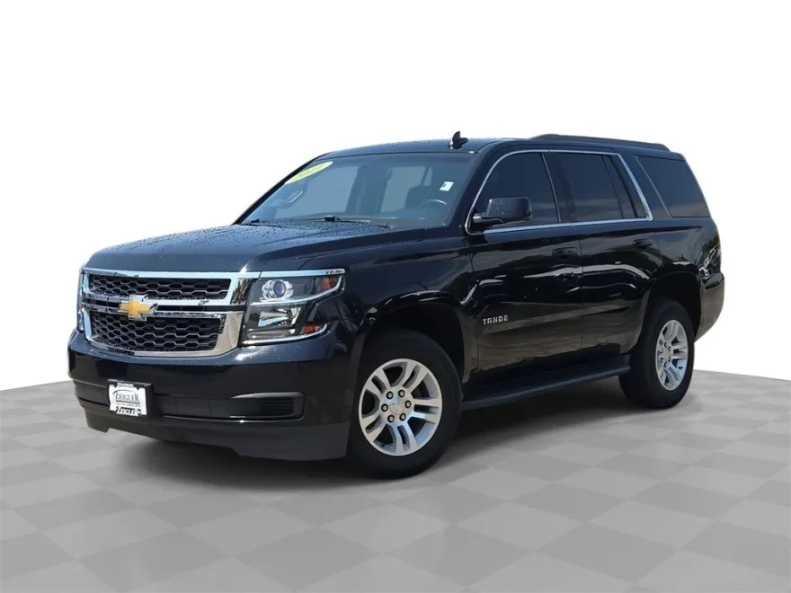 2017 Chevrolet Tahoe LS photo 1