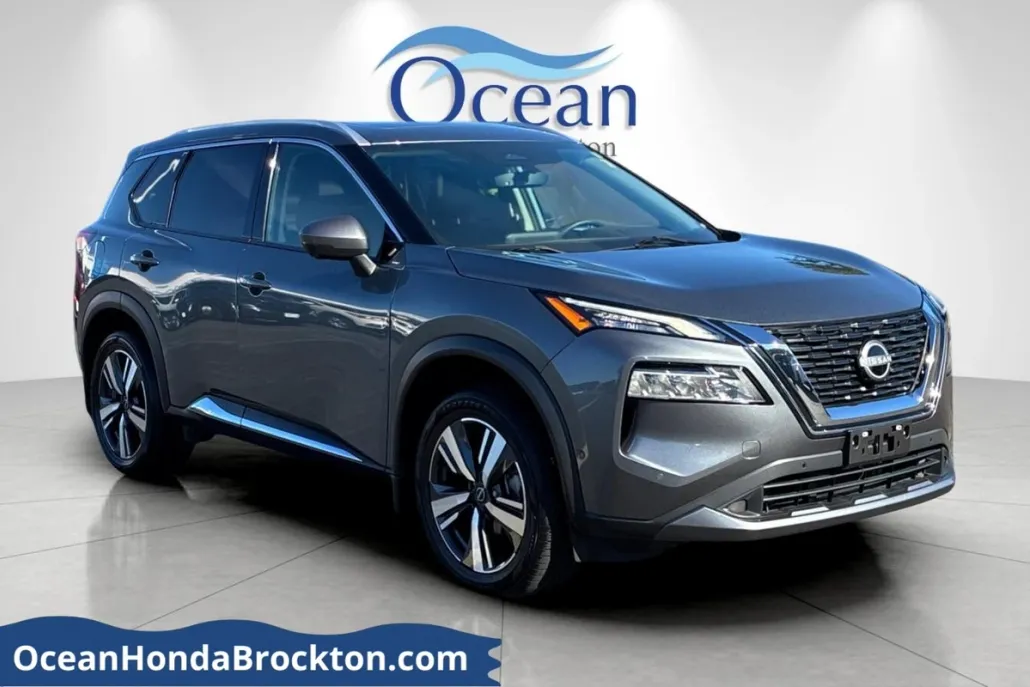 2023 Nissan Rogue SL photo 1