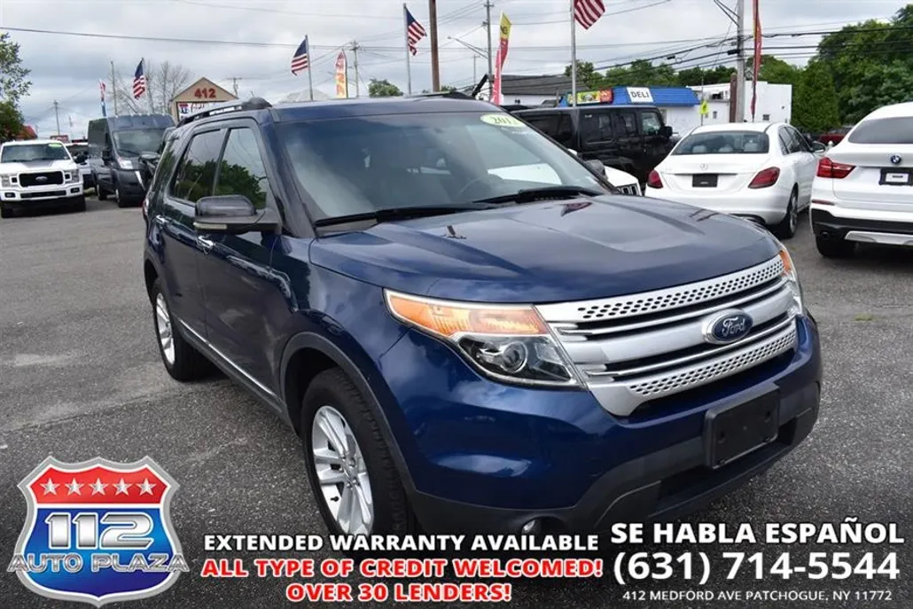 2012 Ford Explorer XLT photo 1