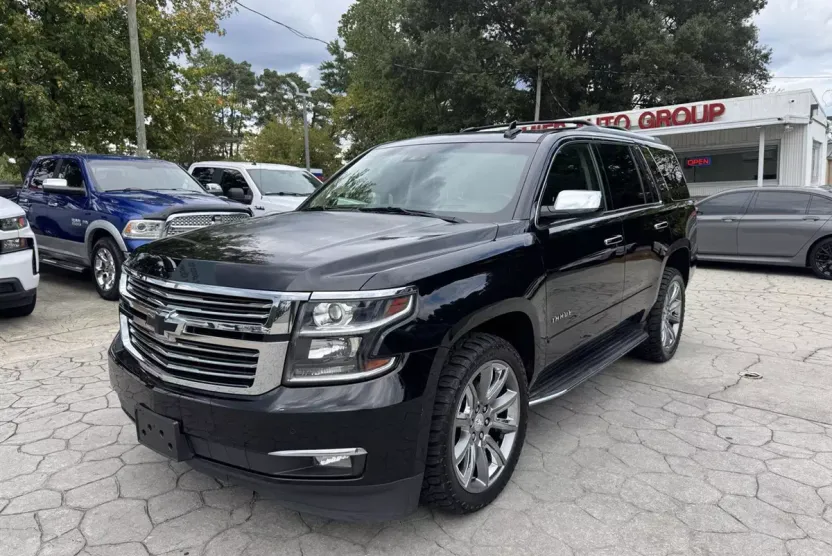 2017 Chevrolet Tahoe Premier photo 1