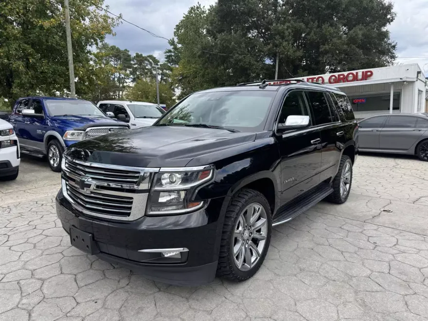 2017 Chevrolet Tahoe Premier photo 1