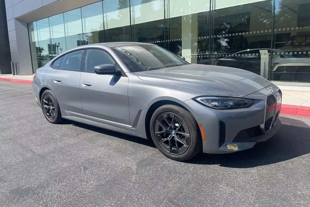 2022 Bmw i4 eDrive40 photo 1