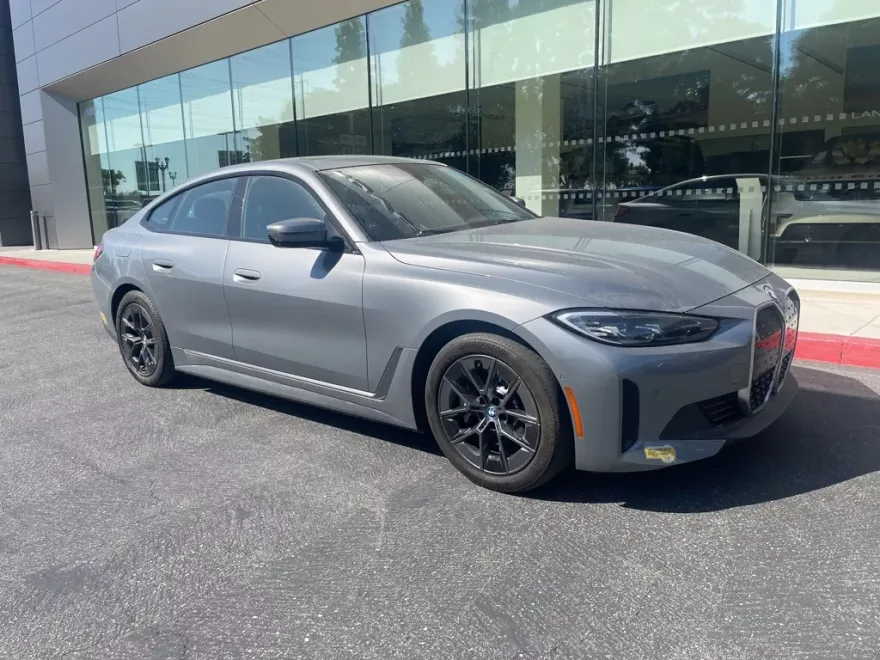 2022 Bmw i4 eDrive40 photo 1