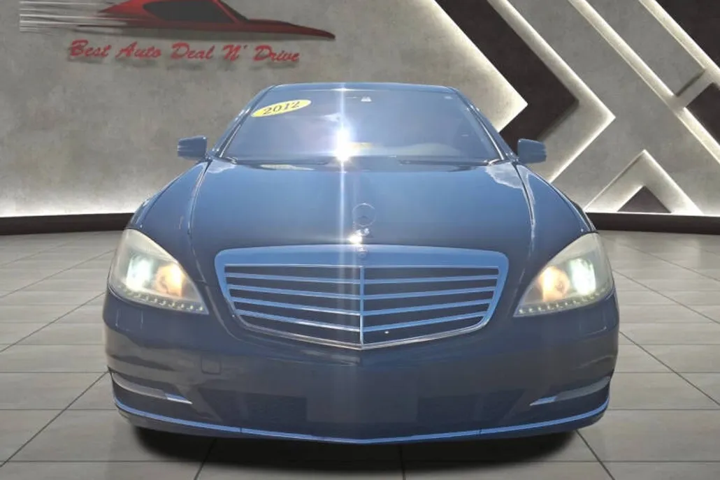 2012 Mercedes Benz S 550 photo 1