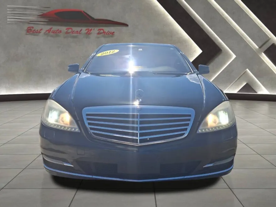 2012 Mercedes Benz S 550 photo 1
