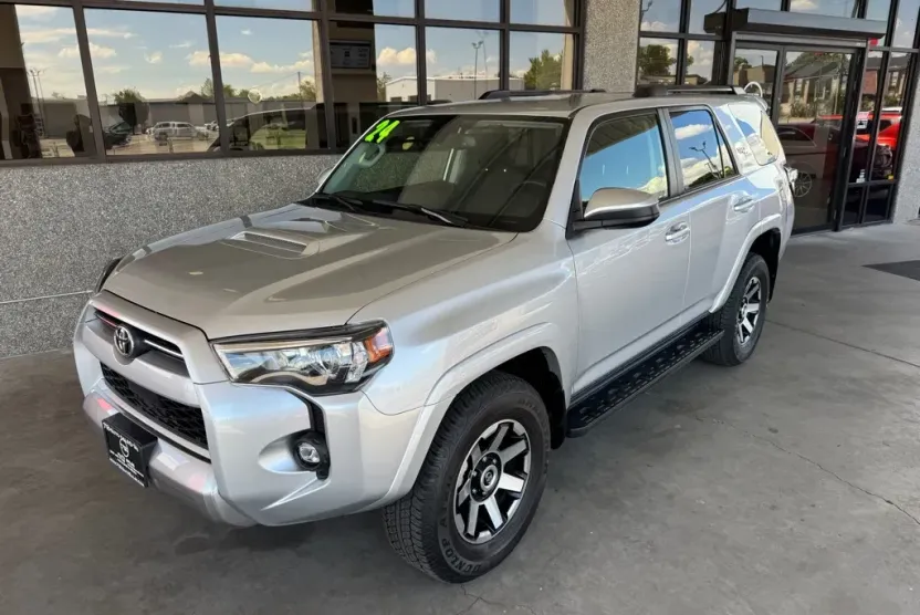 2024 Toyota 4Runner TRD photo 1