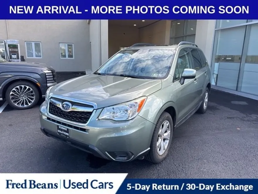 2015 Subaru Forester 2.5i Premium photo 1