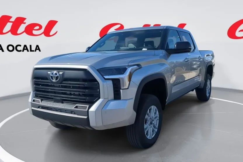 2025 Toyota Tundra SR5 photo 1
