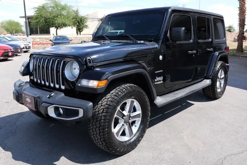 2018 Jeep Wrangler Unlimited Sahara Sport photo 1
