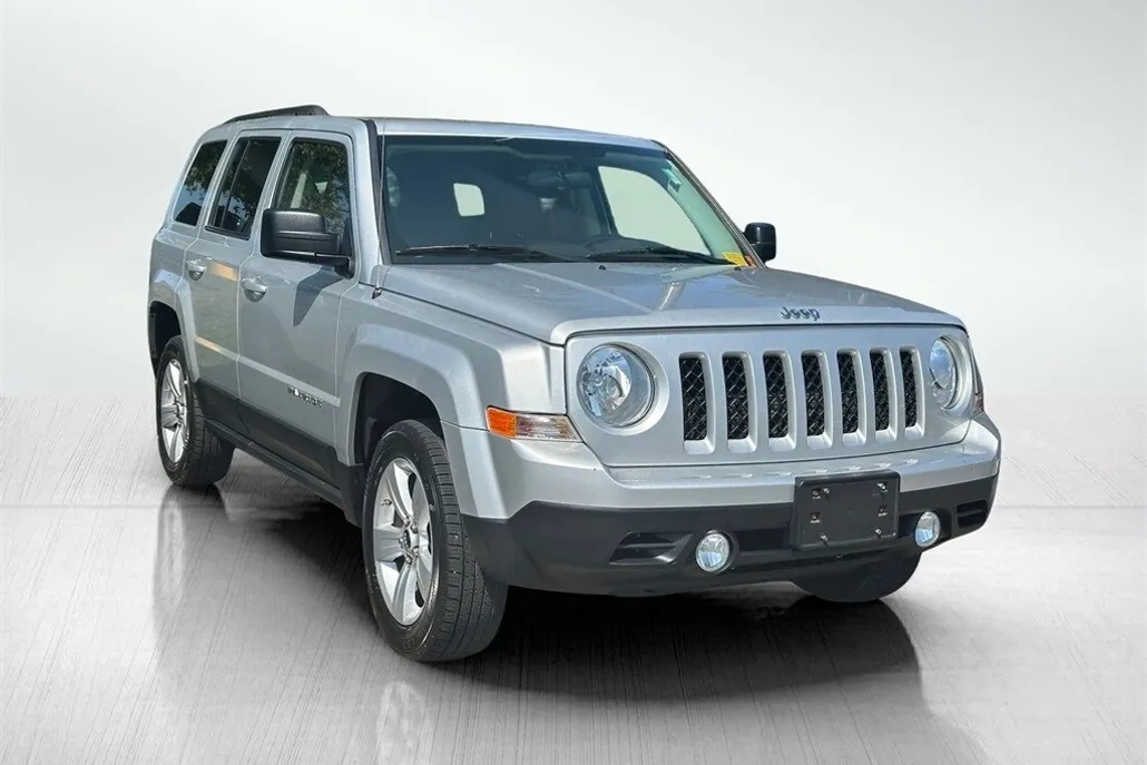 2022 Jeep Grand Cherokee Altitude photo 1