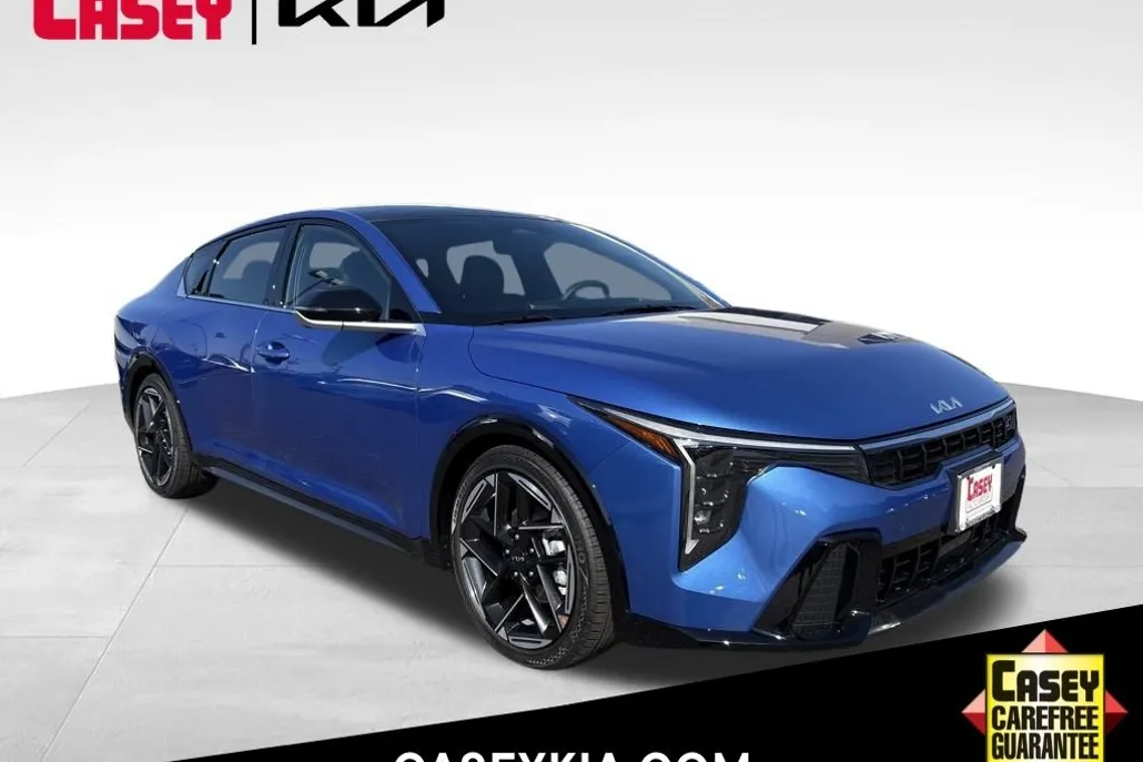 2025 Kia K4 GT-Line photo 1