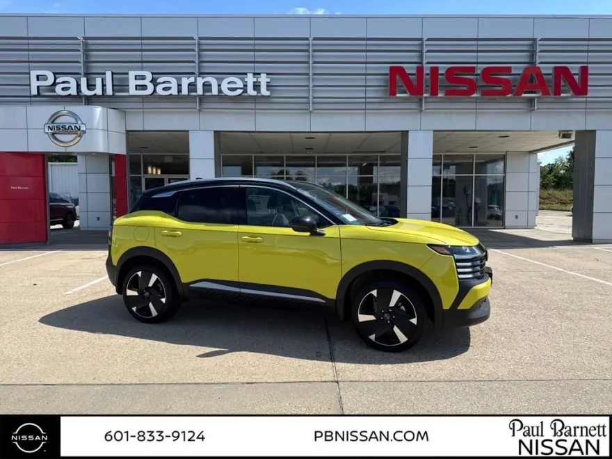 2025 Nissan Kicks SR photo 1