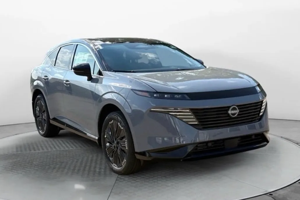 2025 Nissan Murano Platinum photo 1