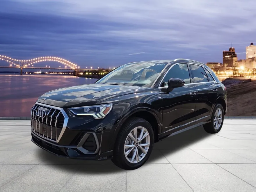 2024 Audi Q3 S line Premium 45 TFSI photo 1