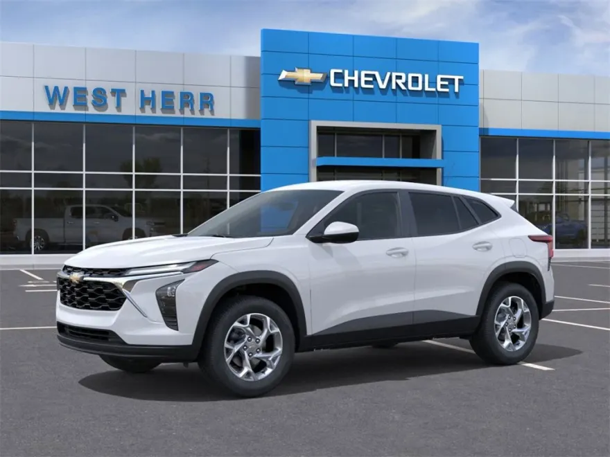 2026 Chevrolet Trax LS photo 1