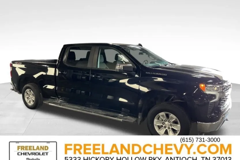 2024 Chevrolet Silverado 1500 LT photo 1