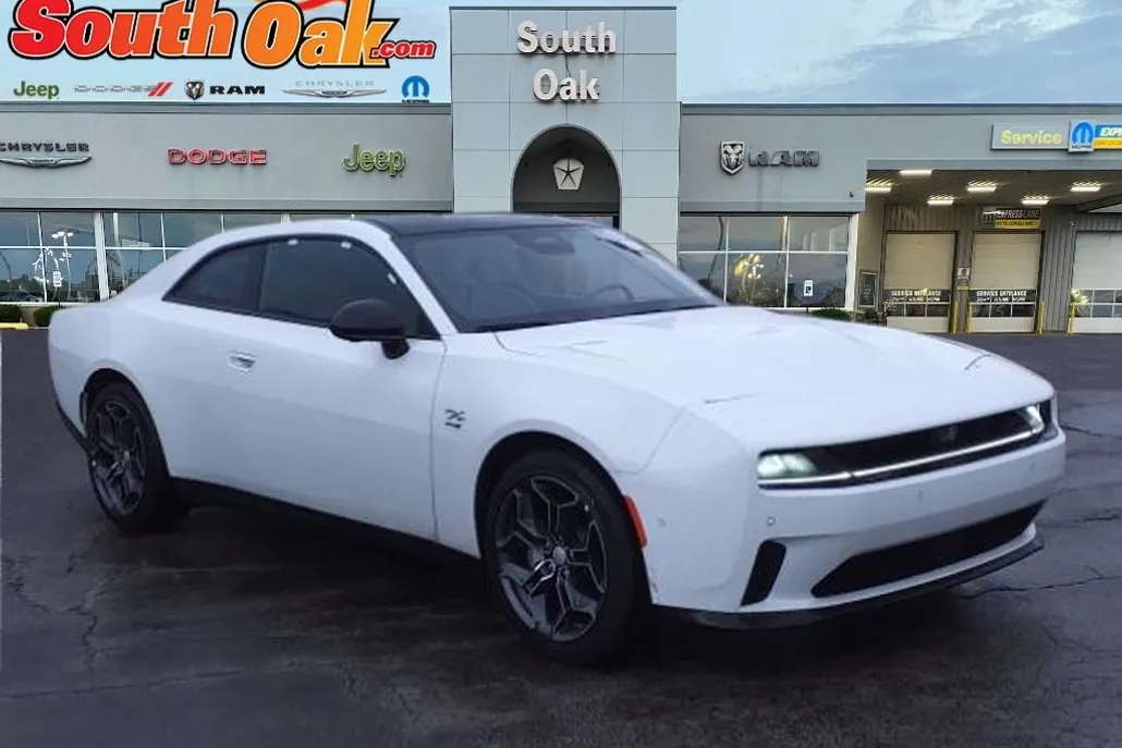 2024 Dodge Charger R/T photo 1