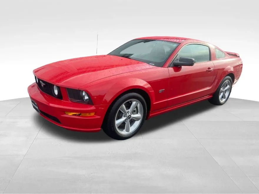 2006 Ford Mustang GT photo 1