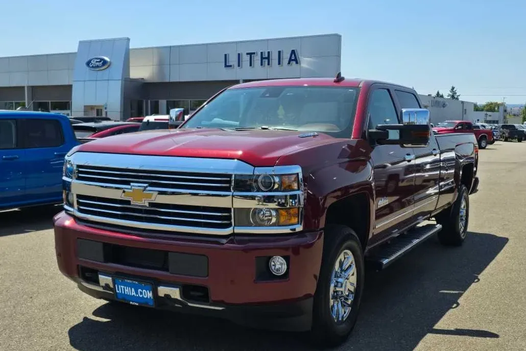 2015 Chevrolet Silverado 3500HD High Country photo 1