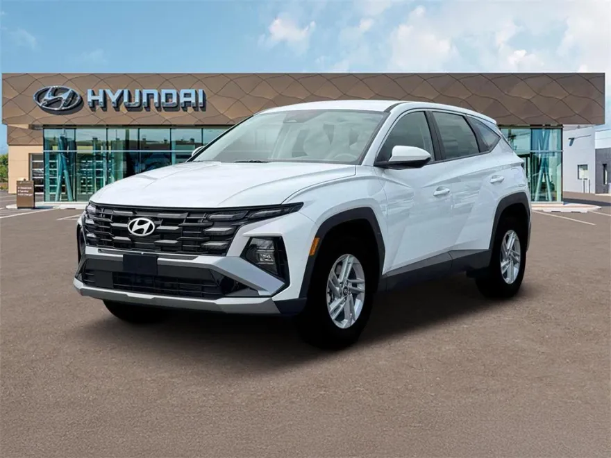 2025 Hyundai Tucson SE photo 1