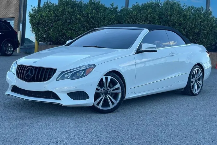 2014 Mercedes Benz E photo 1