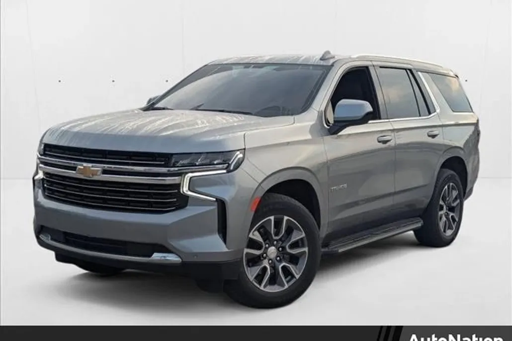 2023 Chevrolet Tahoe LT photo 1