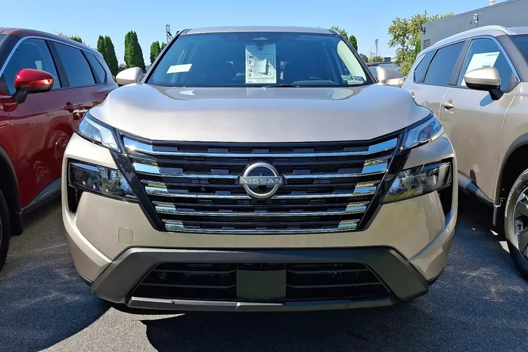 2026 Nissan Rogue SV photo 1