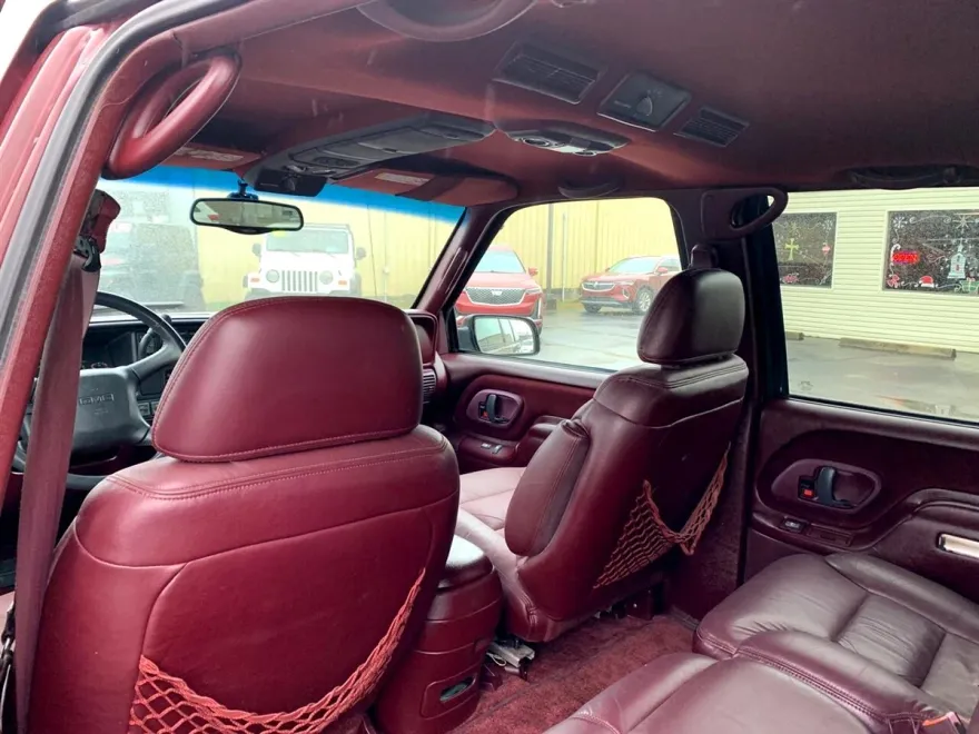 1998 Gmc Yukon photo 13