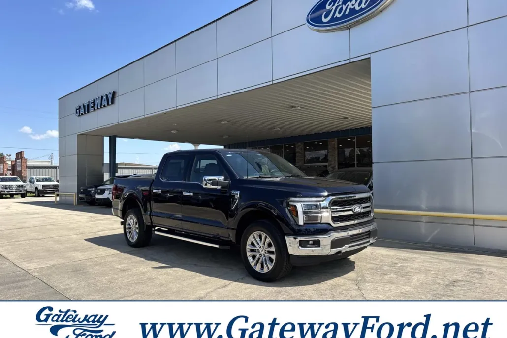 2025 Ford F-150 Lariat photo 1