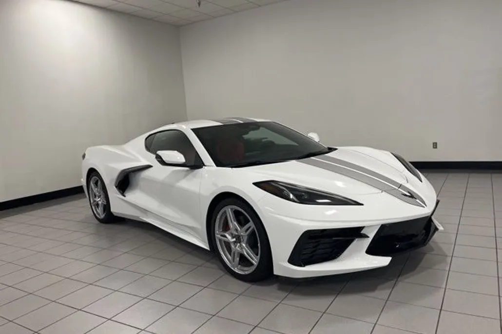 2024 Chevrolet Corvette Stingray 1LT photo 1