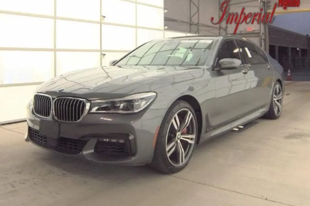 2016 Bmw 750i xDrive photo 1
