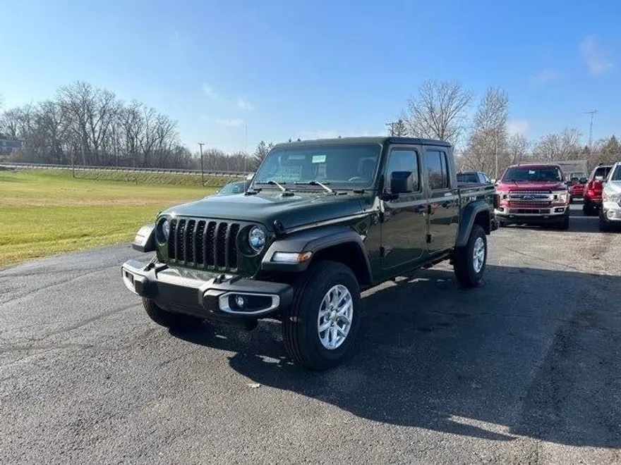2023 Jeep Gladiator Sport S photo 1