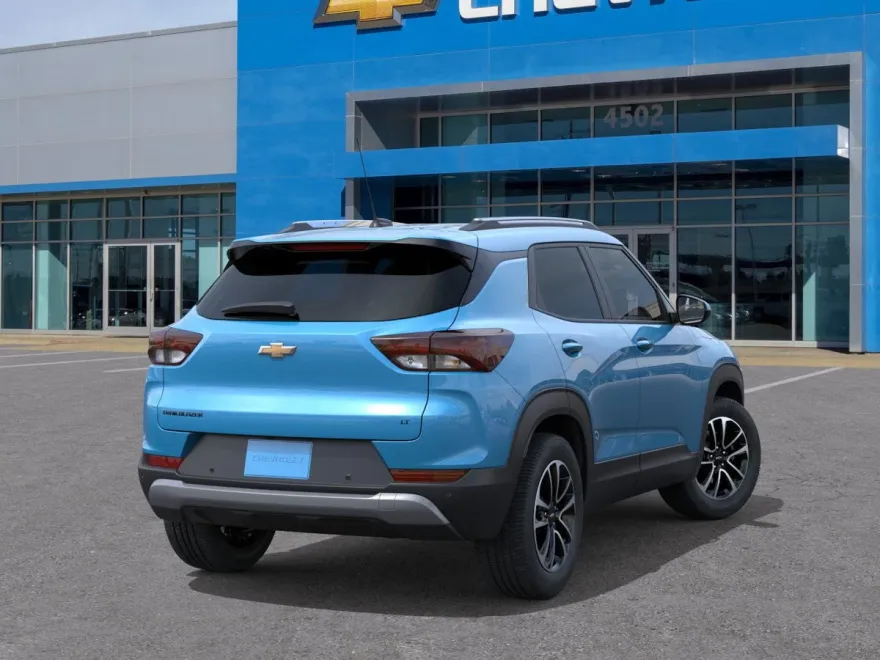 2026 Chevrolet Trailblazer LT photo 1
