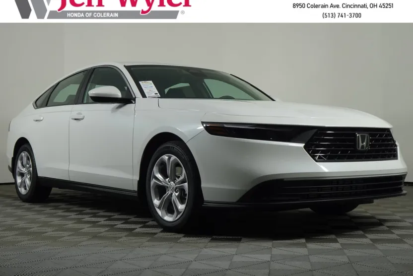 2025 Honda Accord LX photo 1