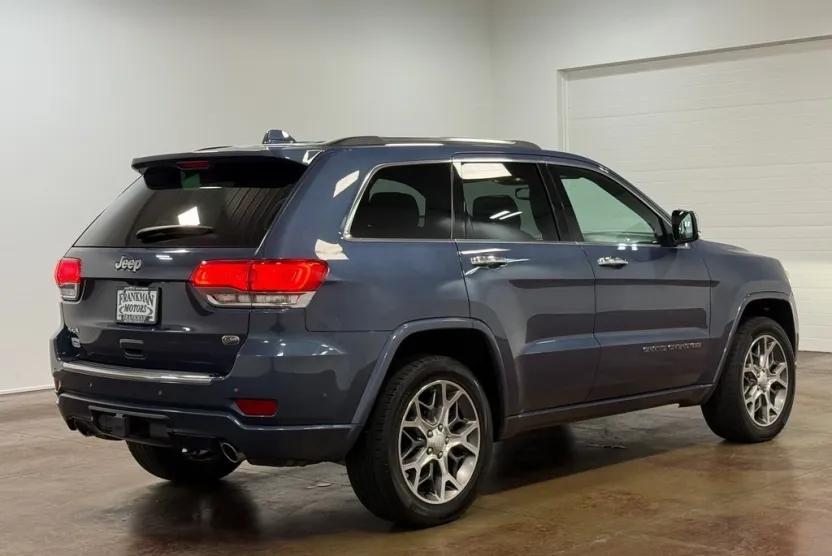 2020 Jeep Grand Cherokee Overland photo 1