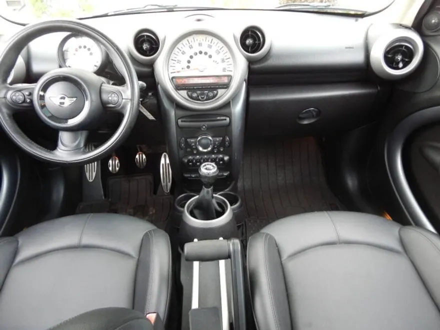 2011 Mini Countryman S photo 1