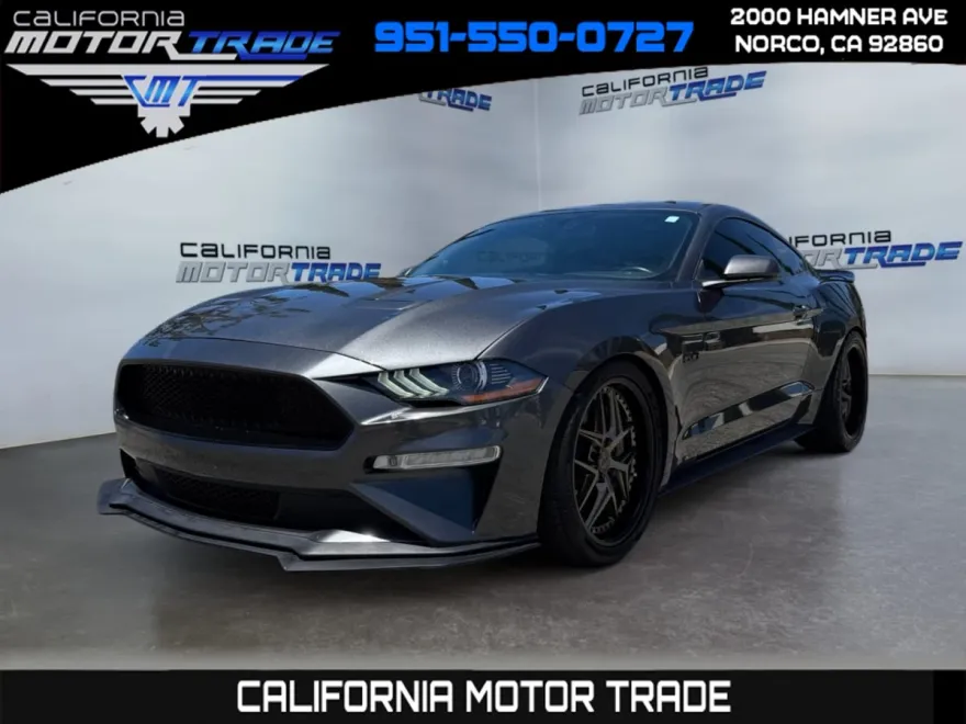 2020 Ford Mustang GT photo 1