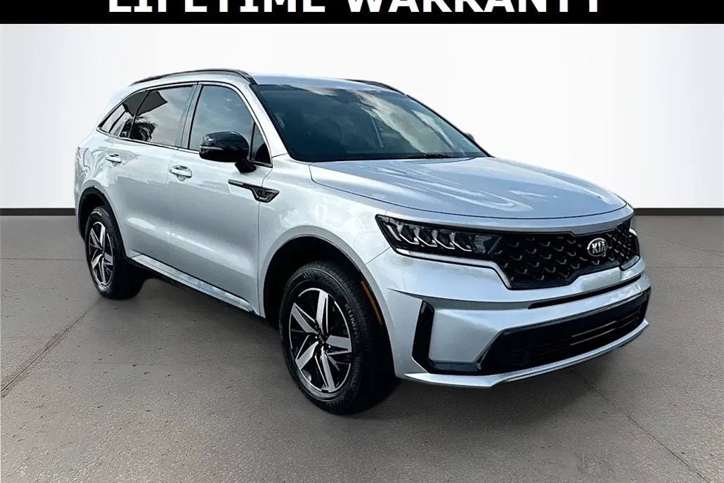 2021 Kia Sorento S photo 1