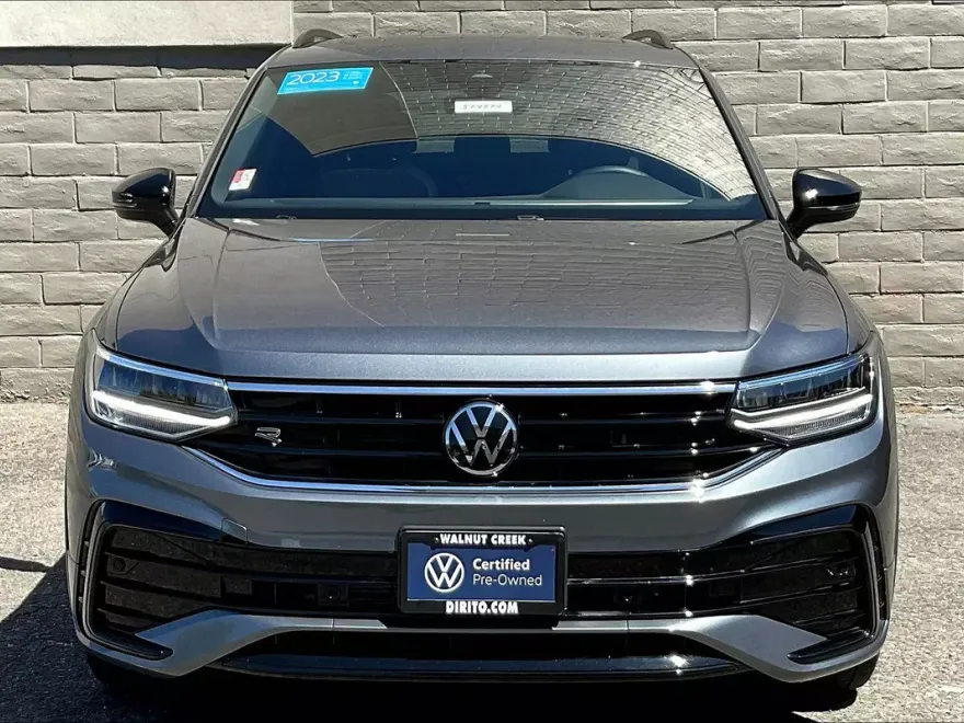 2023 Volkswagen Tiguan SE R-Line Black photo 1