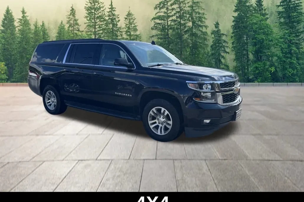 2020 Chevrolet Suburban LT photo 1