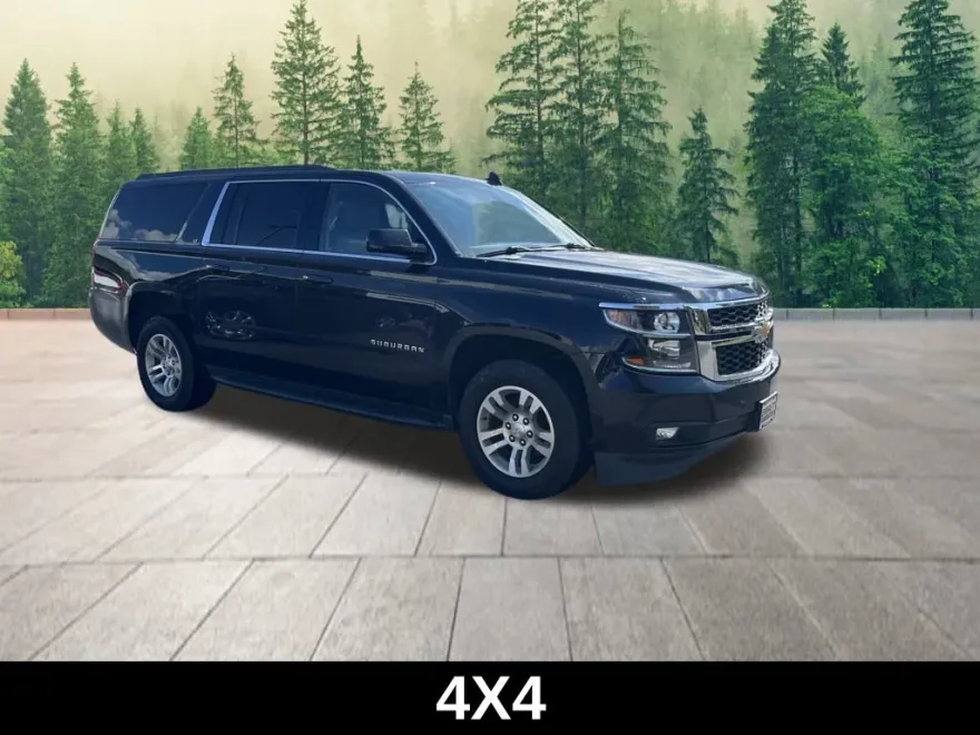 2020 Chevrolet Suburban LT photo 1