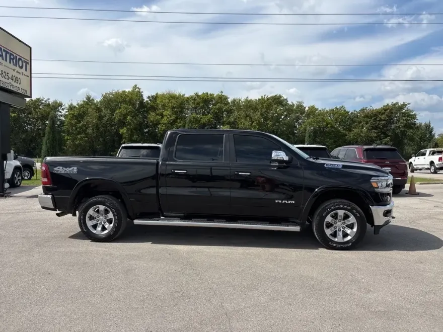 2022 Ram 1500 Laramie photo 1
